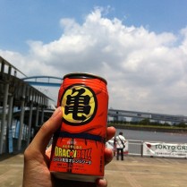 おだいばでドラゴンボールオレンジソーダを飲んでいますなう(⌒▽⌒) 日本にはとてもあついです、本当になつですね！(フランスにはまださむすぎます^^; ) I'm drinking a Dragon ball orange soda now. The weather is so hot in Japan, it's really summer! (unlike in France)